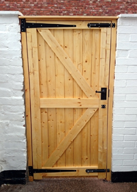 Framed Ledged & Braced Gate Newcastle